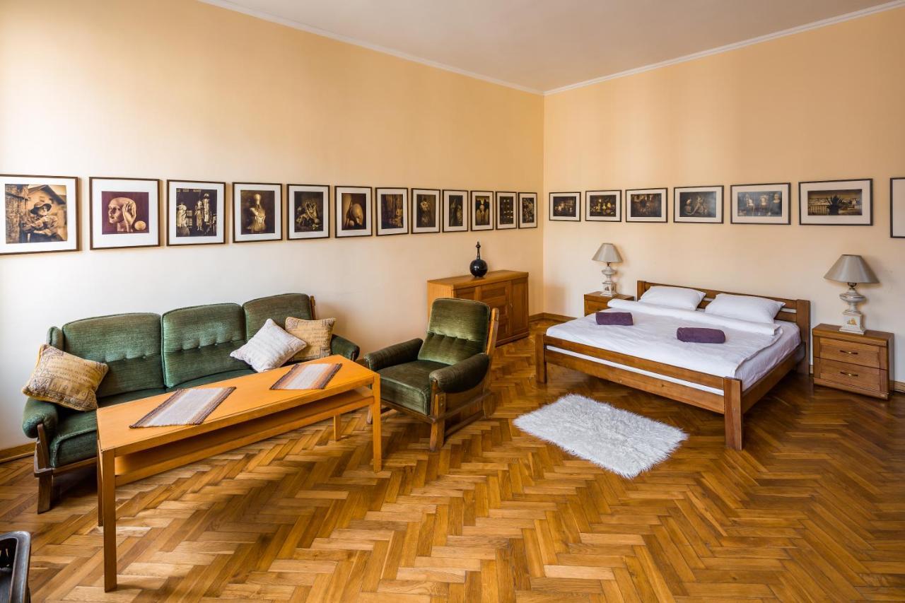 Appartamento Romari Ставропігійська Leopoli Esterno foto